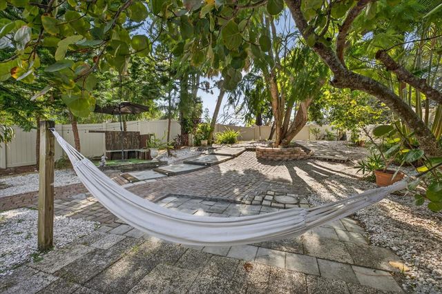 1907 BAYSHORE COURT, Safety Harbor, FL 34695