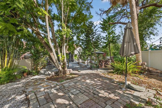 1907 BAYSHORE COURT, Safety Harbor, FL 34695