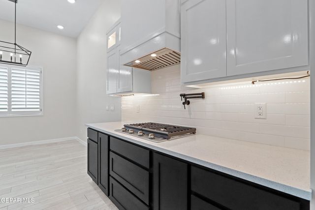 13368 Coldham Street, El Paso, TX 79928