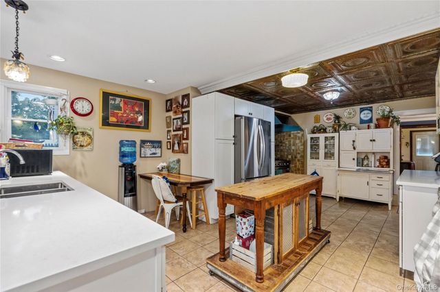 92 Jennings Avenue, Patchogue, NY 11772