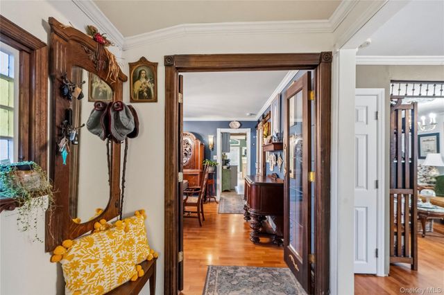 92 Jennings Avenue, Patchogue, NY 11772