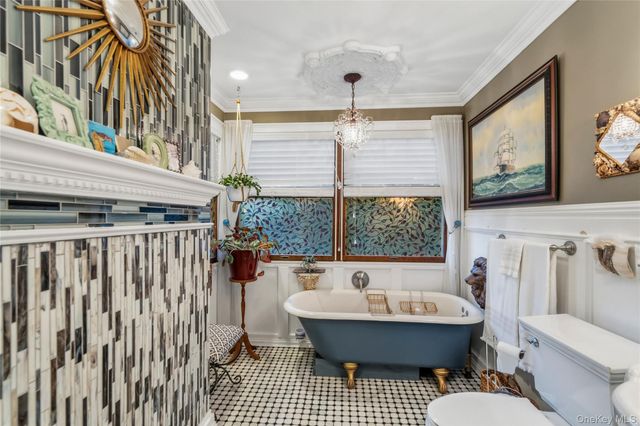 92 Jennings Avenue, Patchogue, NY 11772
