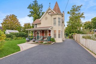 92 Jennings Avenue, Patchogue, NY 11772