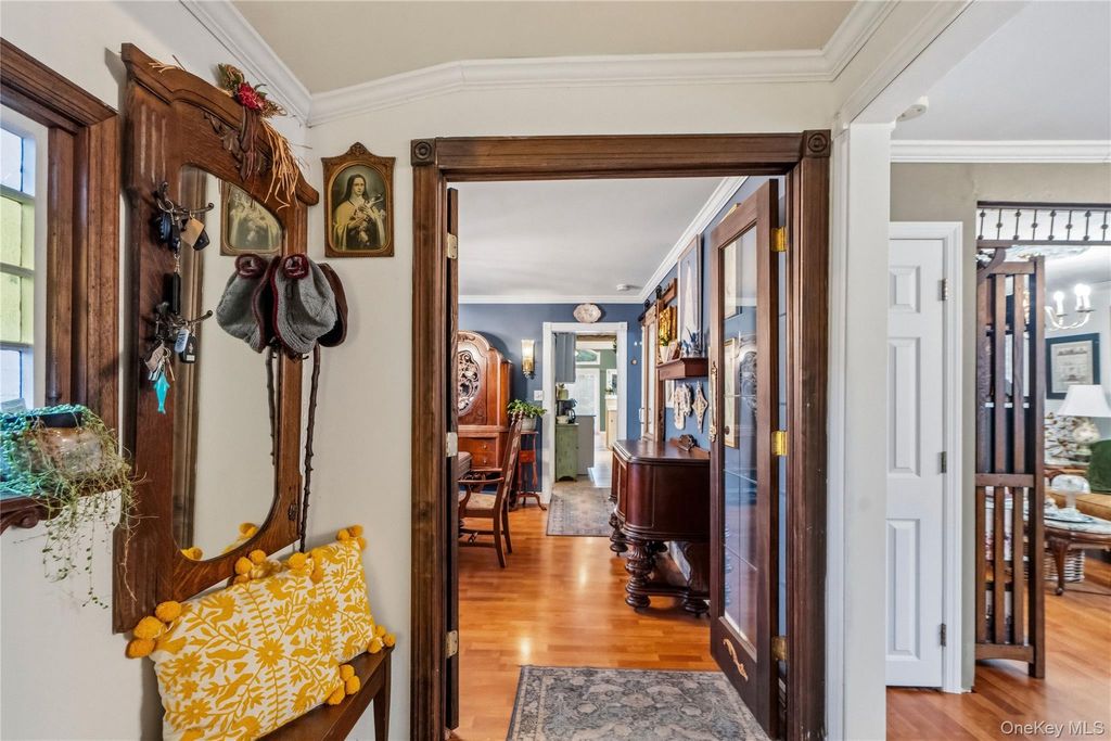 92 Jennings Avenue, Patchogue, NY 11772 — photo 3