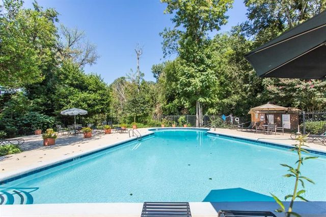120 Biscayne Drive NW B10, Atlanta, GA 30309