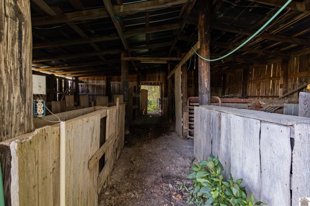 4496 Bandana Rd, Kevil, KY 42053