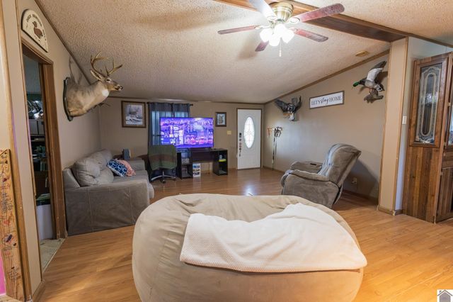 4496 Bandana Rd, Kevil, KY 42053