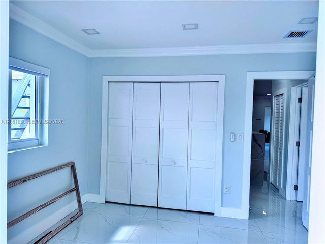 3870 NW 177th St, Miami Gardens, FL 33055