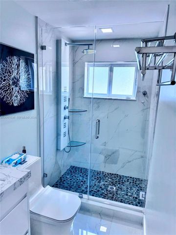 3870 NW 177th St, Miami Gardens, FL 33055