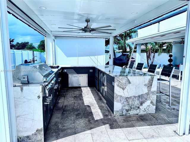 3870 NW 177th St, Miami Gardens, FL 33055
