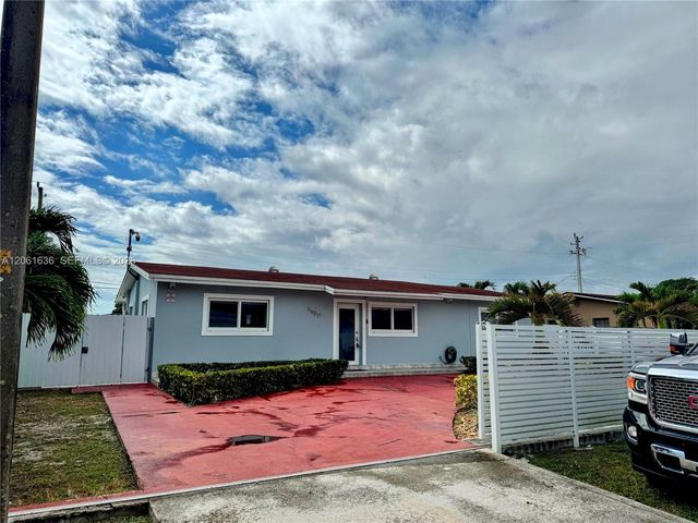 3870 NW 177th St, Miami Gardens, FL 33055
