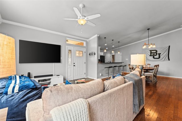 328 Wagon Wheel Circle, Waco, TX 76706