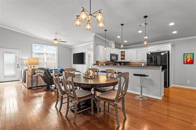 328 Wagon Wheel Circle, Waco, TX 76706