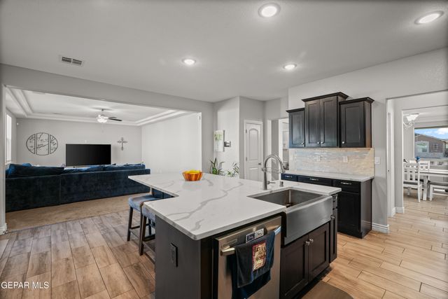 12777 SILVER STREAK Avenue, Horizon City, TX 79928