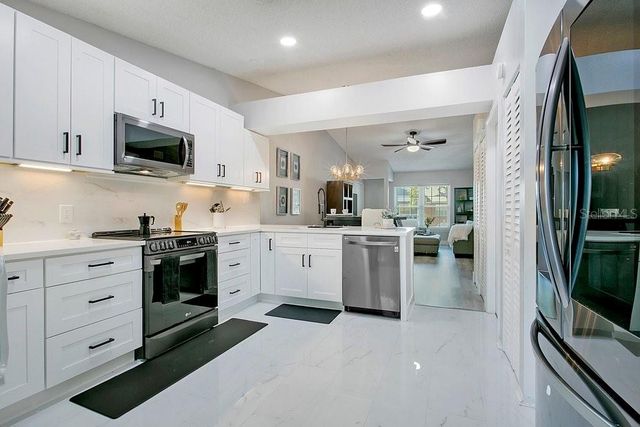5449 LAKE MARGARET DRIVE 86, Orlando, FL 32812