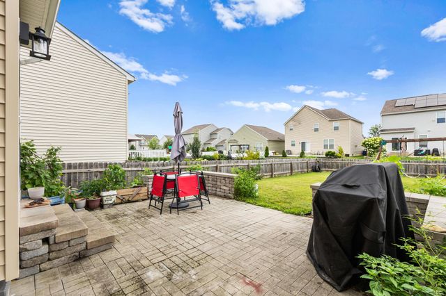 8660 Crooked Maple Drive, Blacklick, OH 43004