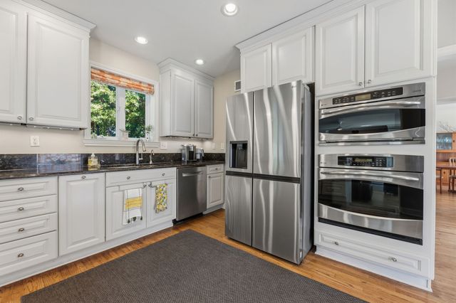 6395 W Red Bird Lane, Dallas, TX 75236