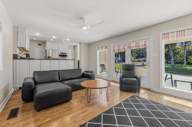 6395 W Red Bird Lane, Dallas, TX 75236