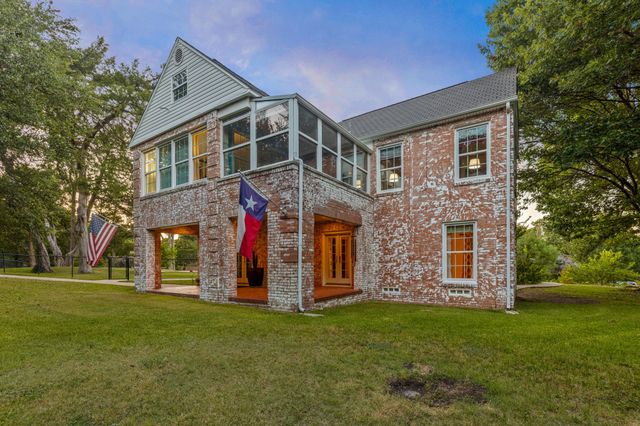 6395 W Red Bird Lane, Dallas, TX 75236