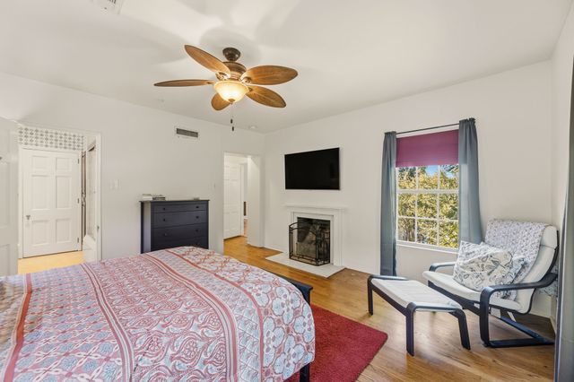 6395 W Red Bird Lane, Dallas, TX 75236