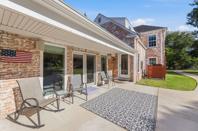 6395 W Red Bird Lane, Dallas, TX 75236
