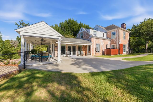 6395 W Red Bird Lane, Dallas, TX 75236