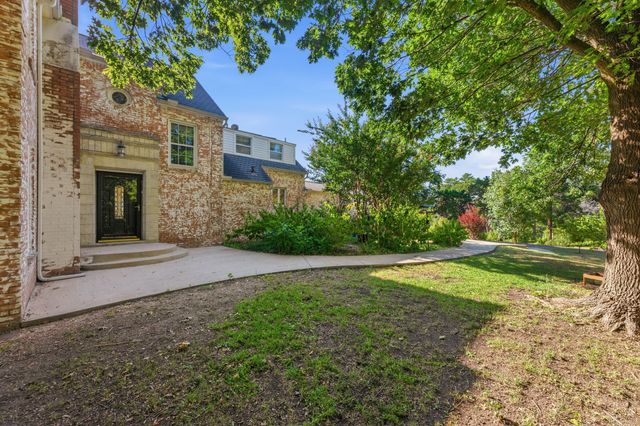 6395 W Red Bird Lane, Dallas, TX 75236