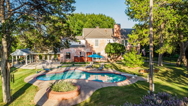 6395 W Red Bird Lane, Dallas, TX 75236