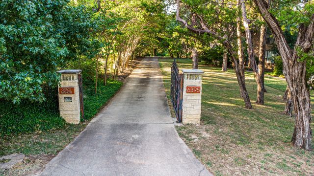 6395 W Red Bird Lane, Dallas, TX 75236