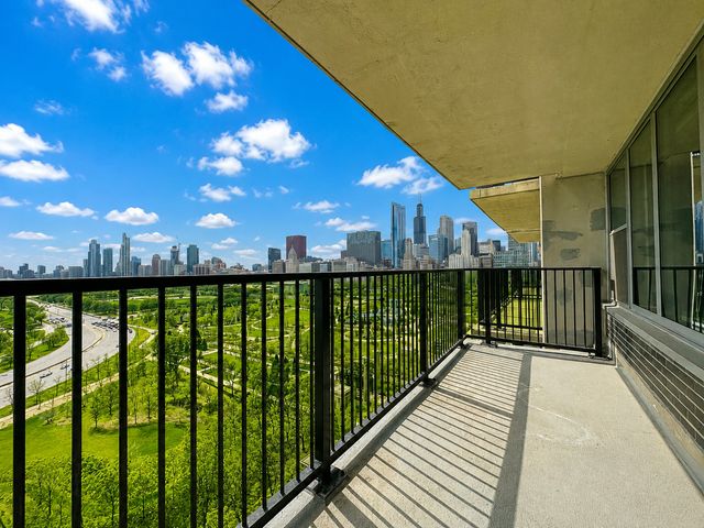 400 E randolph Street 2101, Chicago, IL 60601