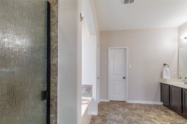 5708 Sleepy Creek Lane, Fort Worth, TX 76179