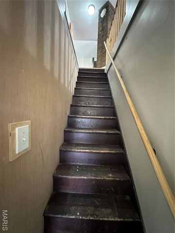 3825 Highway Ee, Owensville, MO 65066