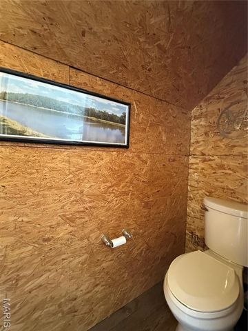 3825 Highway Ee, Owensville, MO 65066