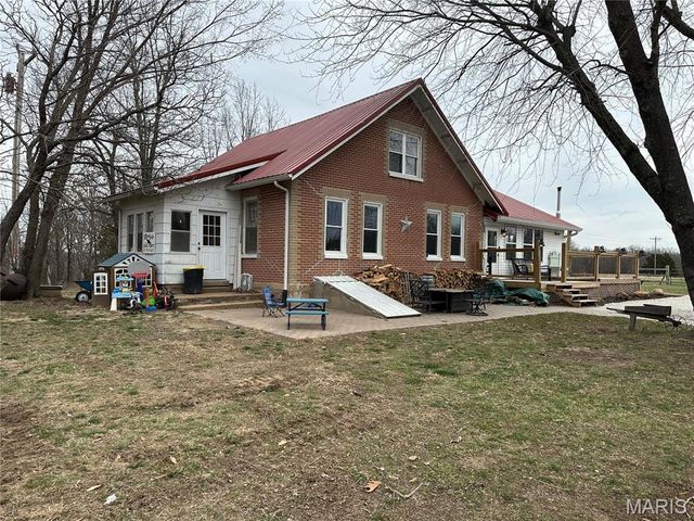 3825 Highway Ee, Owensville, MO 65066