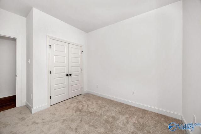 24068 Quints Drive, Athens, AL 35613