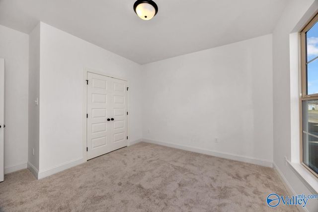 24068 Quints Drive, Athens, AL 35613