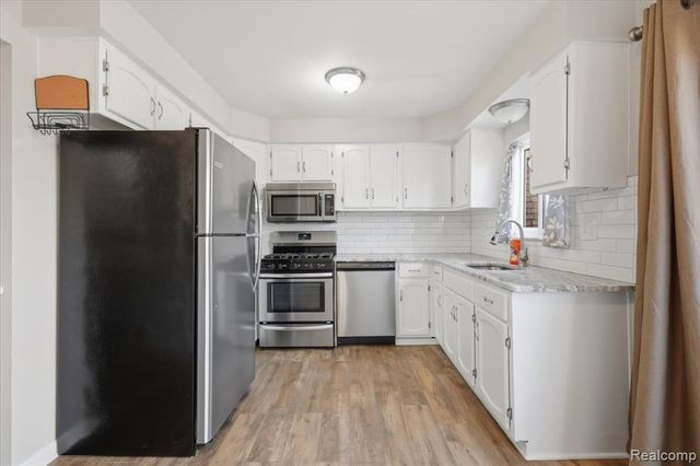 16345 Benmar Drive, Roseville, MI 48066