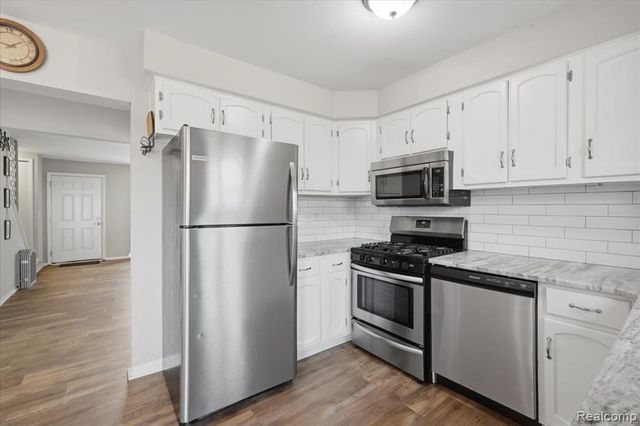16345 Benmar Drive, Roseville, MI 48066