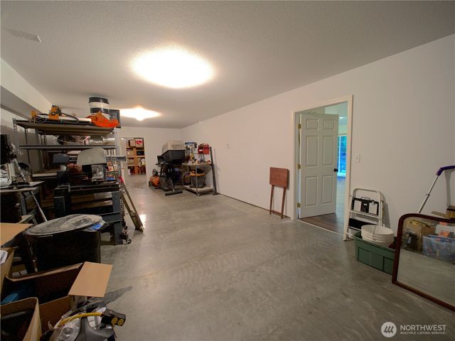 12811 Kapowsin Highlands Drive E, Graham, WA 98338