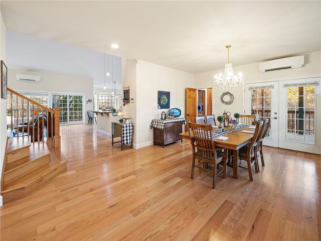 12811 Kapowsin Highlands Drive E, Graham, WA 98338