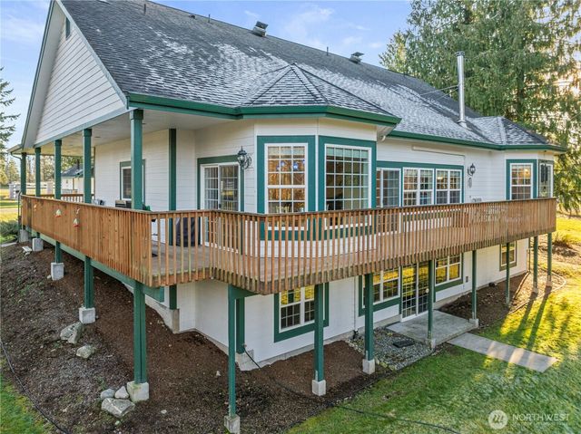 12811 Kapowsin Highlands Drive E, Graham, WA 98338