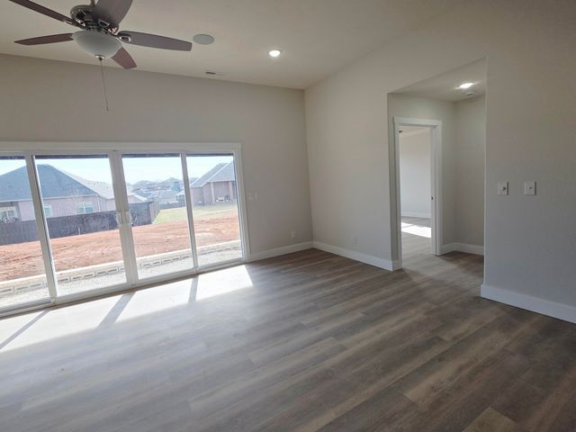 838 & 840 E Crystal Avenue, Nixa, MO 65714