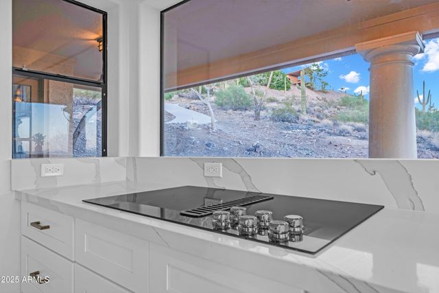 37020 N 31ST Avenue, Phoenix, AZ 85086