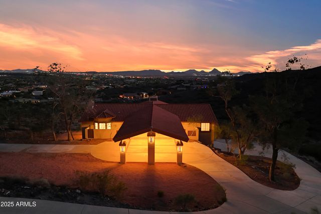 37020 N 31ST Avenue, Phoenix, AZ 85086