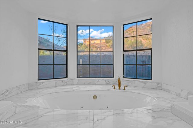 37020 N 31ST Avenue, Phoenix, AZ 85086