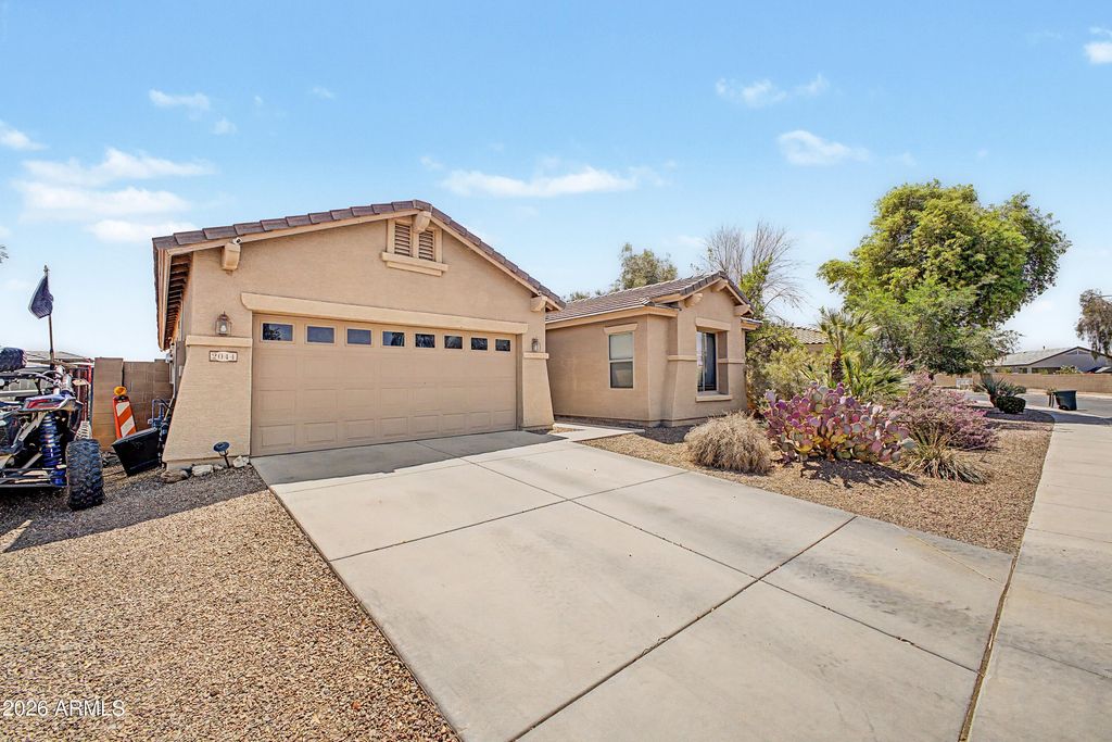 2044 N MONTCLAIR Lane, Casa Grande, AZ 85122 — photo 2