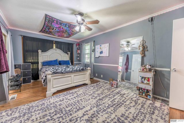 322 S 84th Street, Omaha, NE 68114