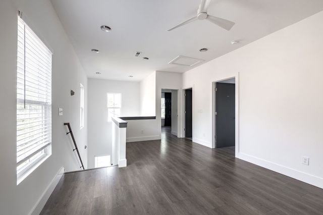 112 Claiborne St, Nashville, TN 37210