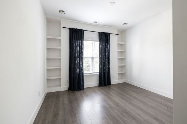 112 Claiborne St, Nashville, TN 37210