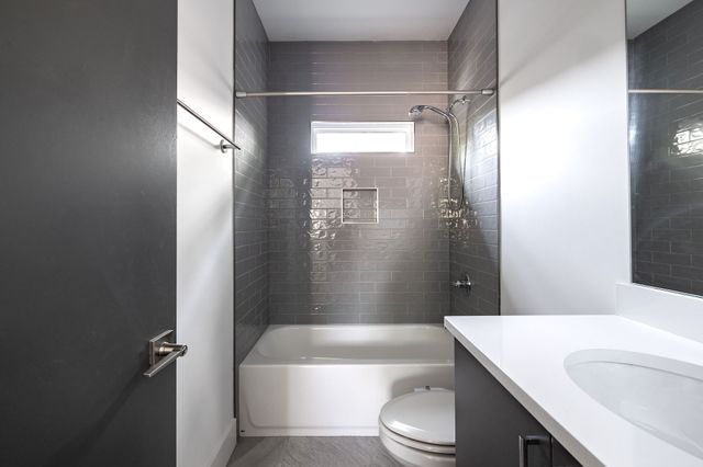 112 Claiborne St, Nashville, TN 37210